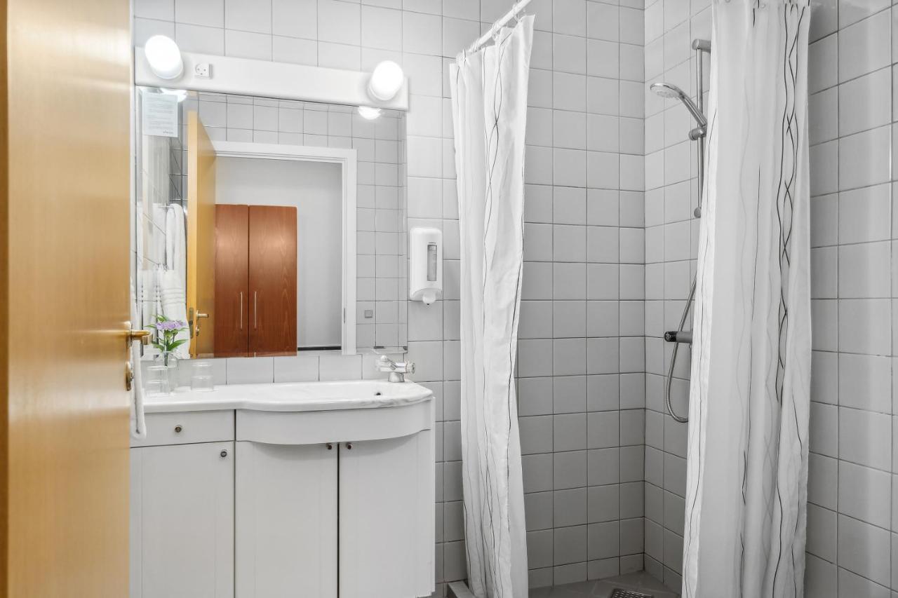 Hotel Pinenhus Glyngøre Buitenkant foto