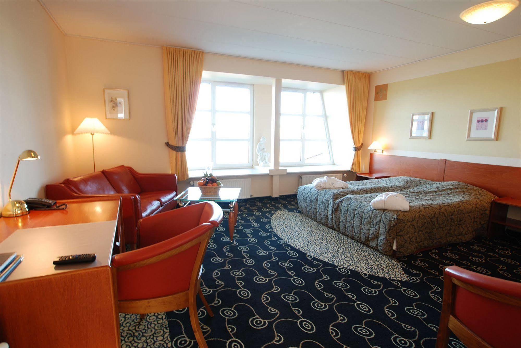 Hotel Pinenhus Glyngøre Buitenkant foto